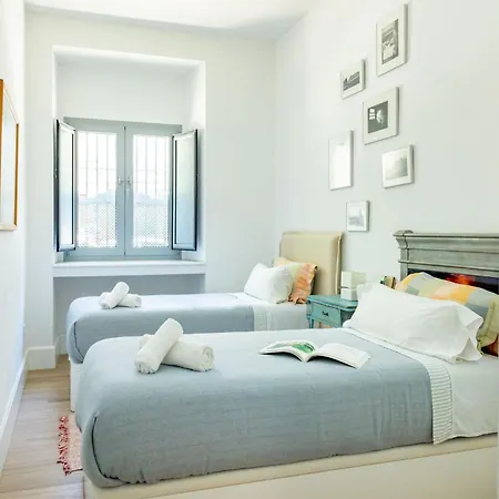 Apartment Art Nest En Triana Sevilla